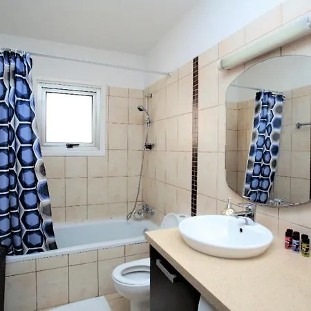 Lägenhet Quiet, Spacious, Luxury 2-bedroom With Sea View.