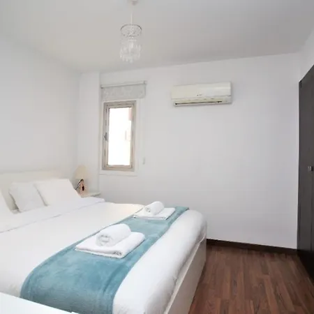 Quiet, Spacious, Luxury 2-bedroom With Sea View. Apartment Larnaca